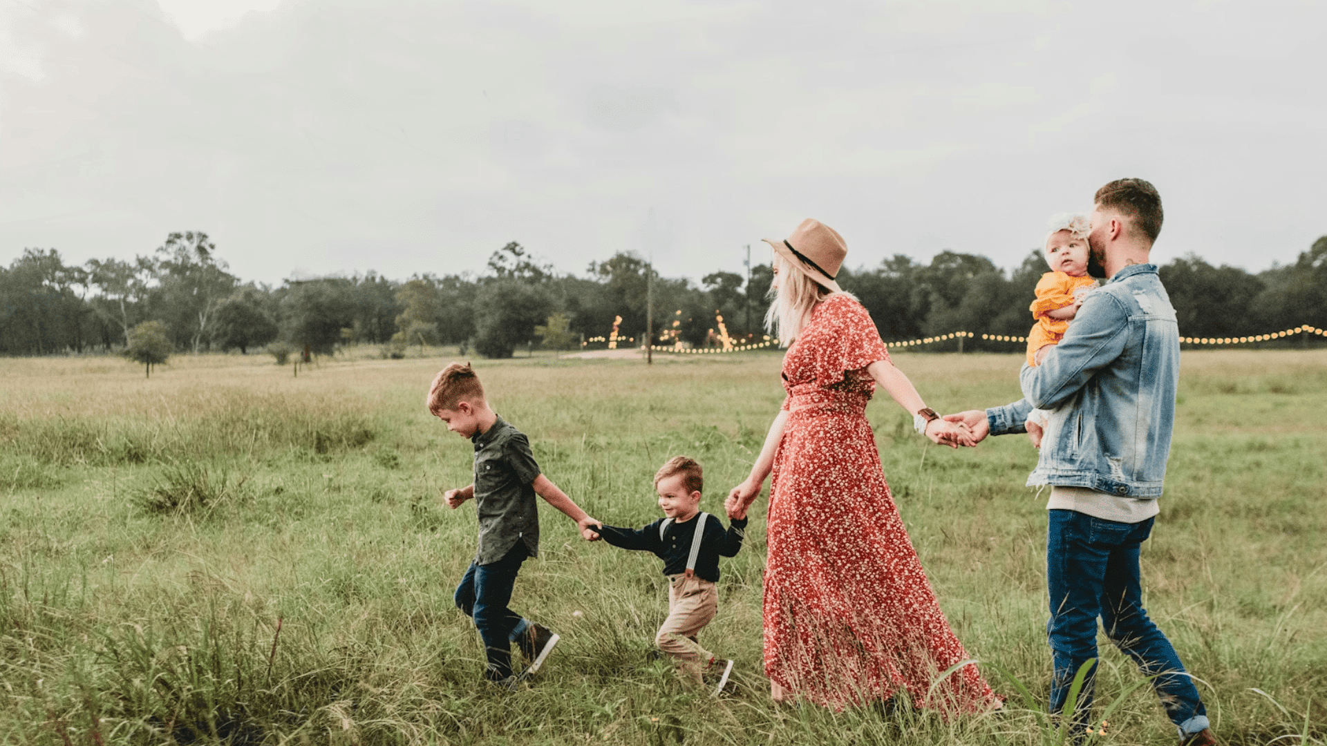 How to Move Long Distance With Kids Without Turning It Into a Family Nightmare