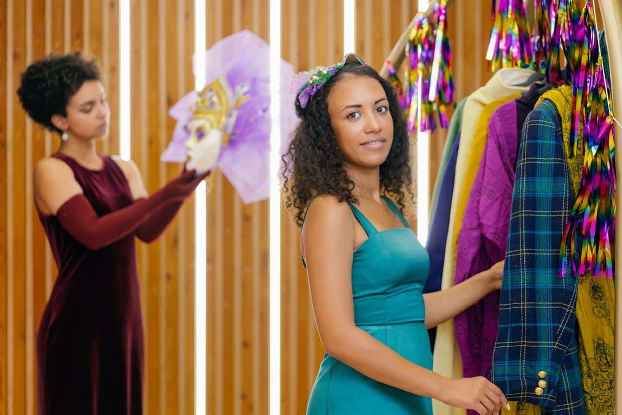 Hats, Heels & High Stakes: Women’s Fashion Trends for Kentucky Derby 2026