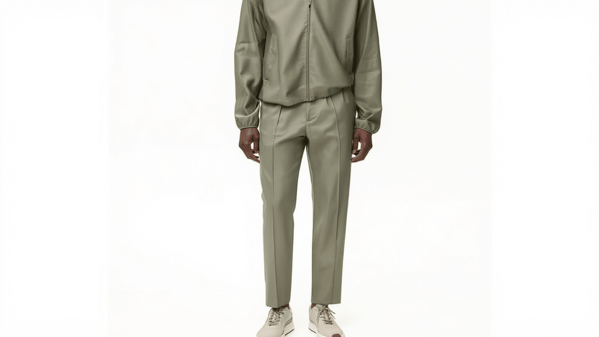 Pleated linen trousers for men with classic detailing