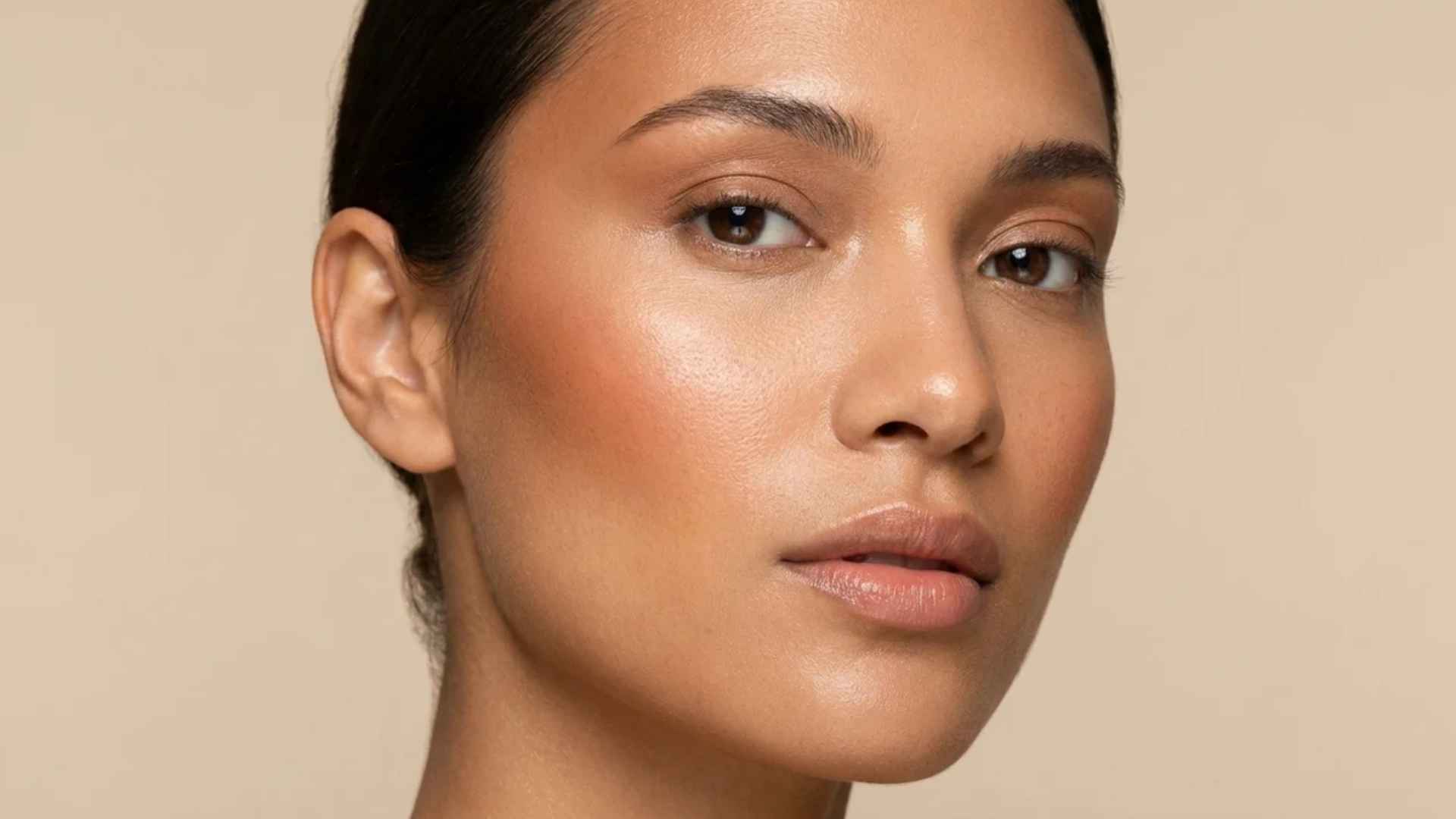 Underpainting makeup with cream contour blended into skin for natural glow